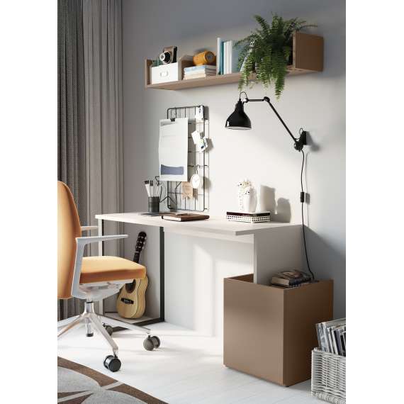 Skrivebord Sigma 163x55 cm - cashmere matt - metall ben