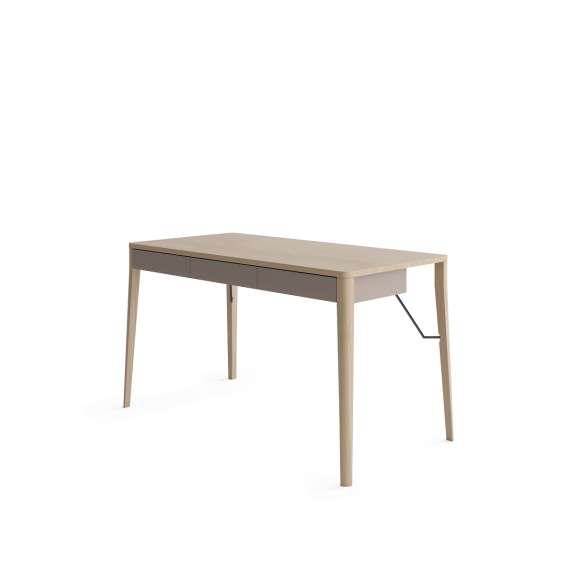 Skrivebord Match MK 139x71 cm - lys eik - beige