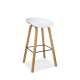 Barstol Sting - hvit sete - eike ben