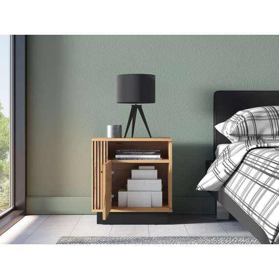 Nattbord Urso 50x55 cm - 1 dør - eik craft gold - svart matt