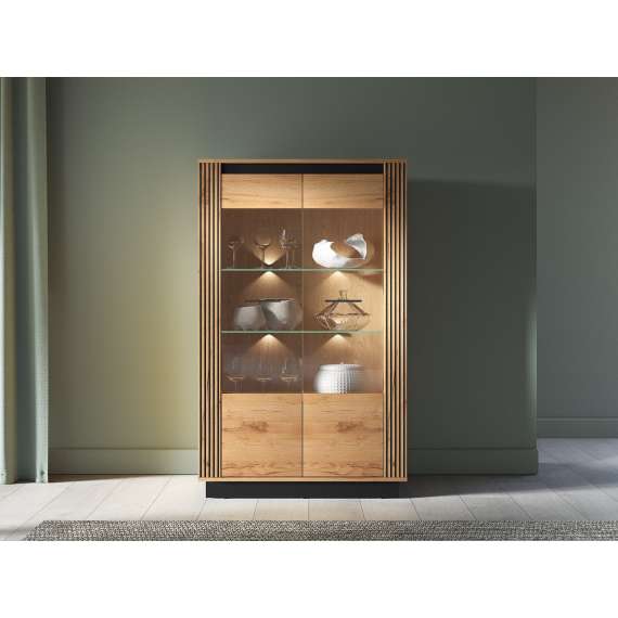 Vitrineskap Urso 92x141 cm - 2 dører - eik craft gold - svart matt