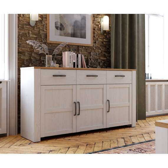 Skjenk Chisbury 166x87 cm - lerk sibu - eik riviera - 3 dører - 3 skuffer