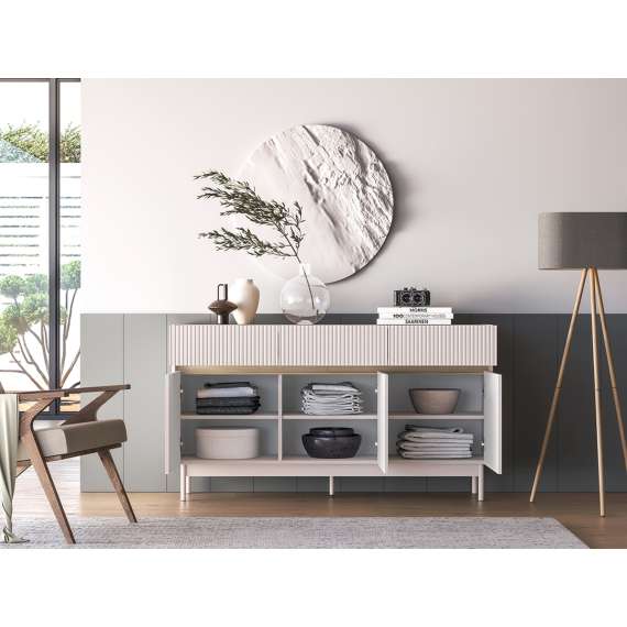 Skjenk Dunea 154x85 cm - cashmere - eik cremona - 3 skuffer - 3 dører