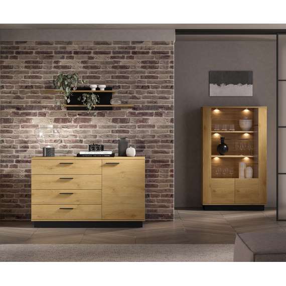 Skjenk Modesto - 138x86 cm - eik stille - svart matt - 1 dør - 4 skuffer