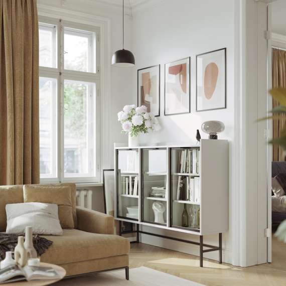 Sigi skjenk 150-180x118 cm - 3 glassdører - Velg farge og bredde selv