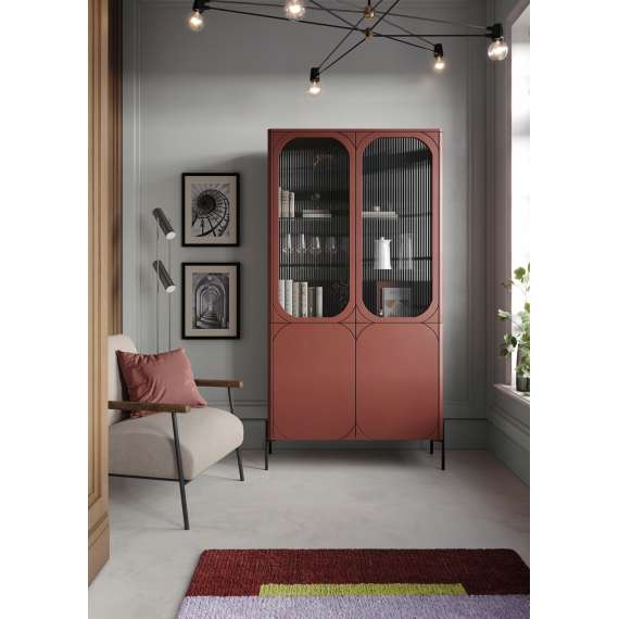 Vitrineskap Sonatia 104 - rustikk rød - 4 dører