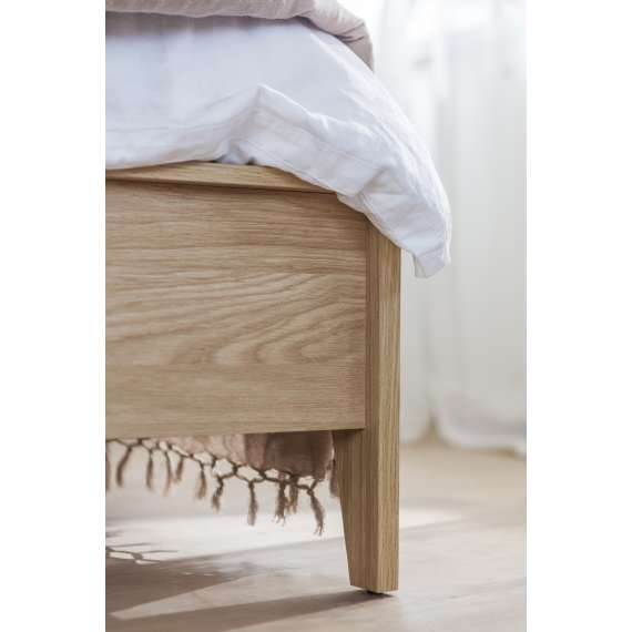 Seng Cozy 180x200 - eik - med oppbevaringsplass
