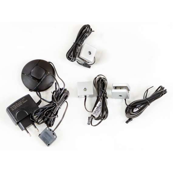 Vitrineskap Hayato 60x194 cm - picea - svart matt